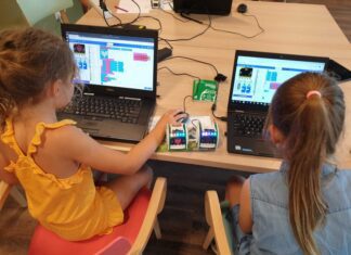 (Leren) programmeren tijdens de CoderDojo van de Bibliotheek Hoeksche Waard!