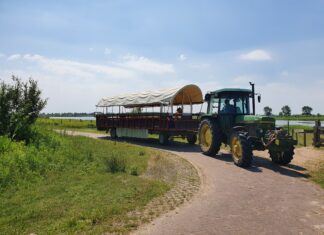 Stap op de huifkar en ontdek meer over Tiengemeten
